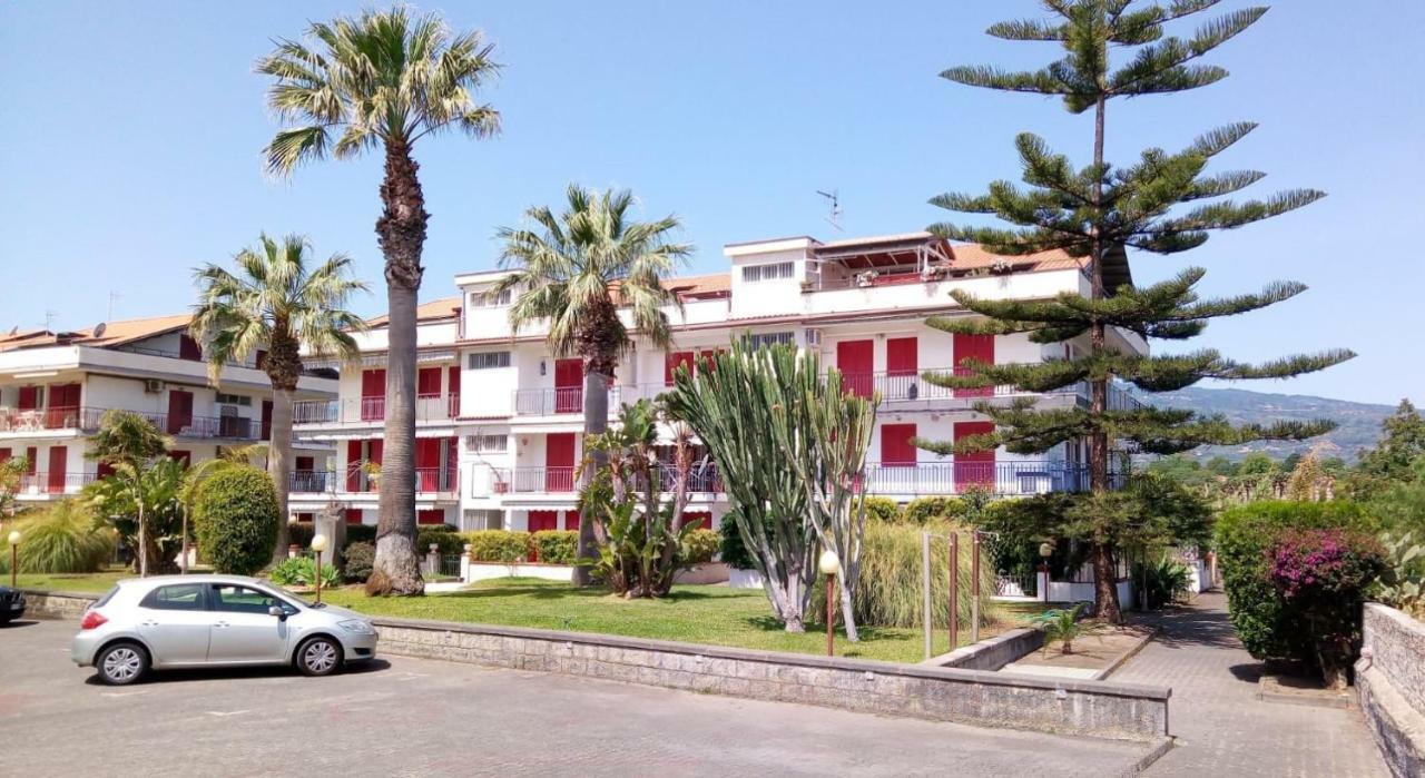 Aessebenessere Casavacanza Mascali Kültér fotó
